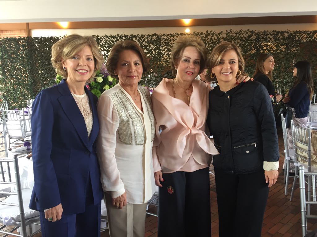 Constanza Mejía Navia, Maruja Díaz Oliveros, Maureen Bahamón, Lisi  Mejía Navia.